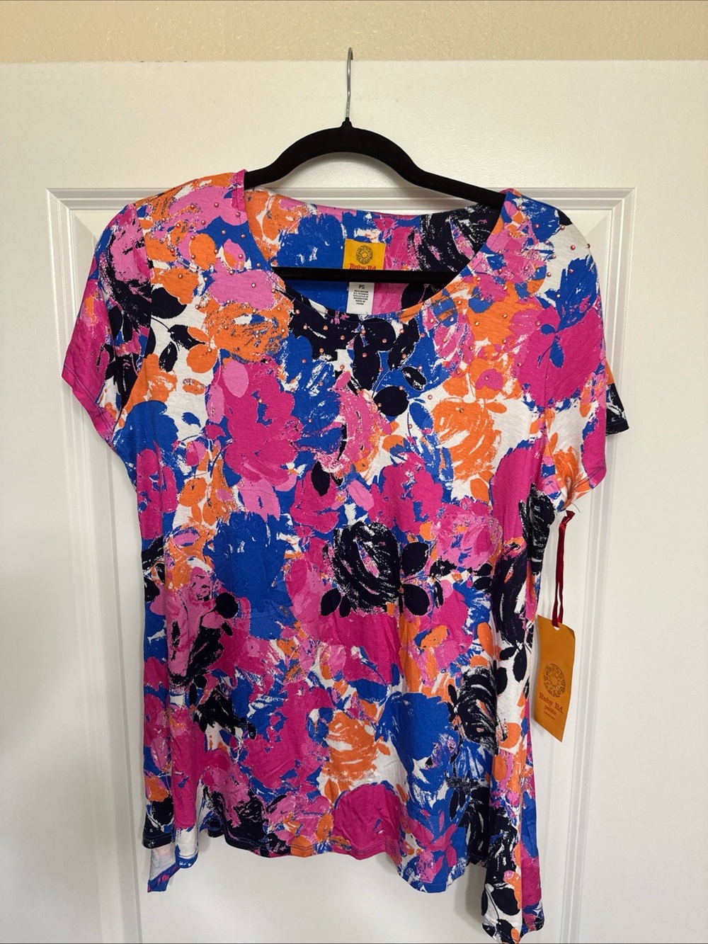 Ruby Rd. Women’s Floral Splash Short Sleeve Top - Size Petite Small